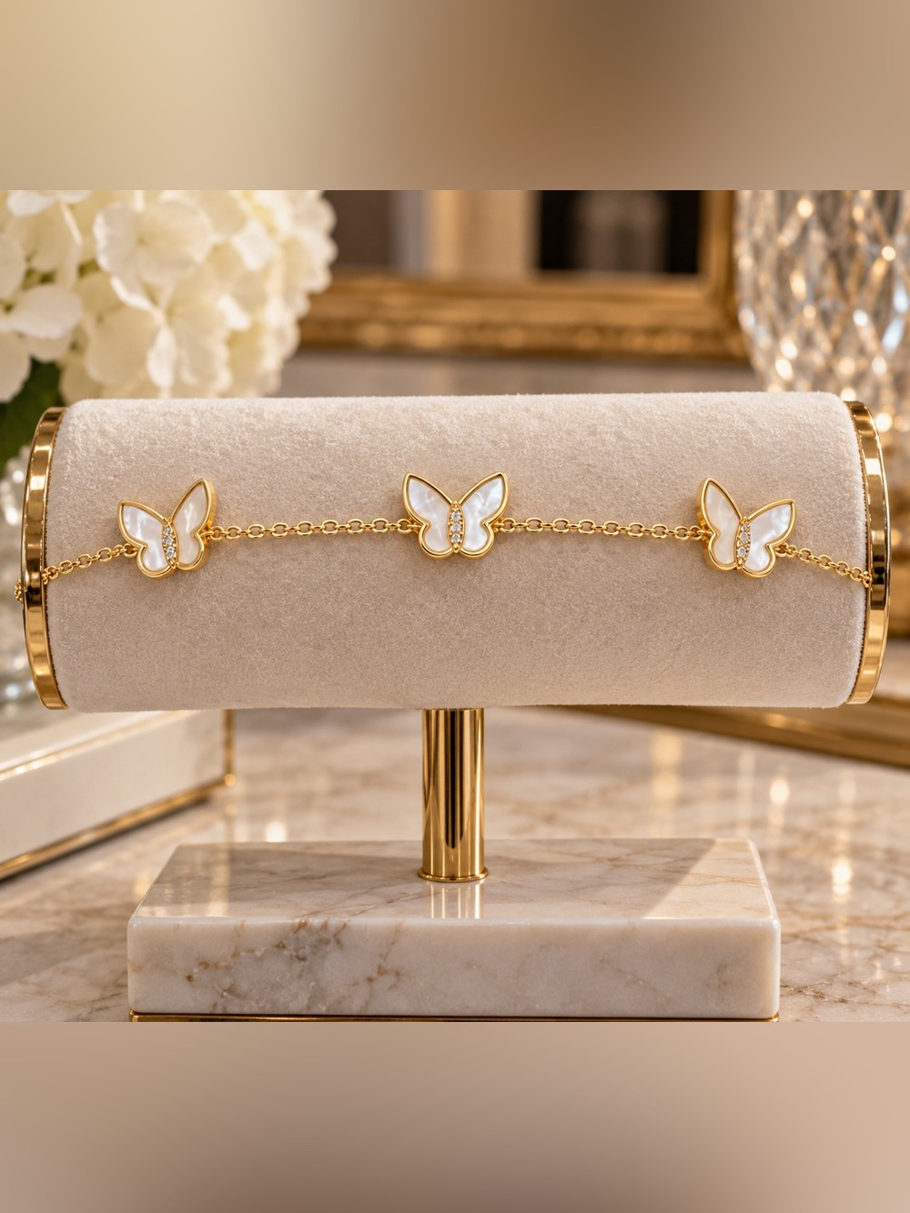 14K Yellow Gold Mother-of-Pearl Bracelet